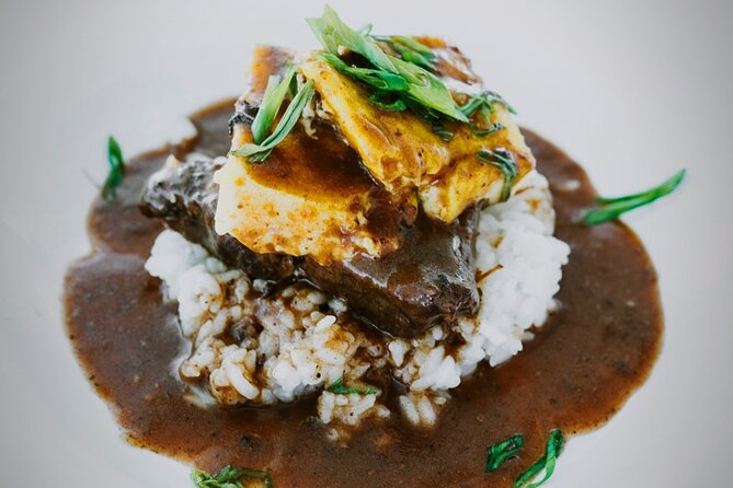 Whale Watching & Late Breakfast Cruise in Honolulu - The breakfast: Kona coffee, taro French toast, or loco moco